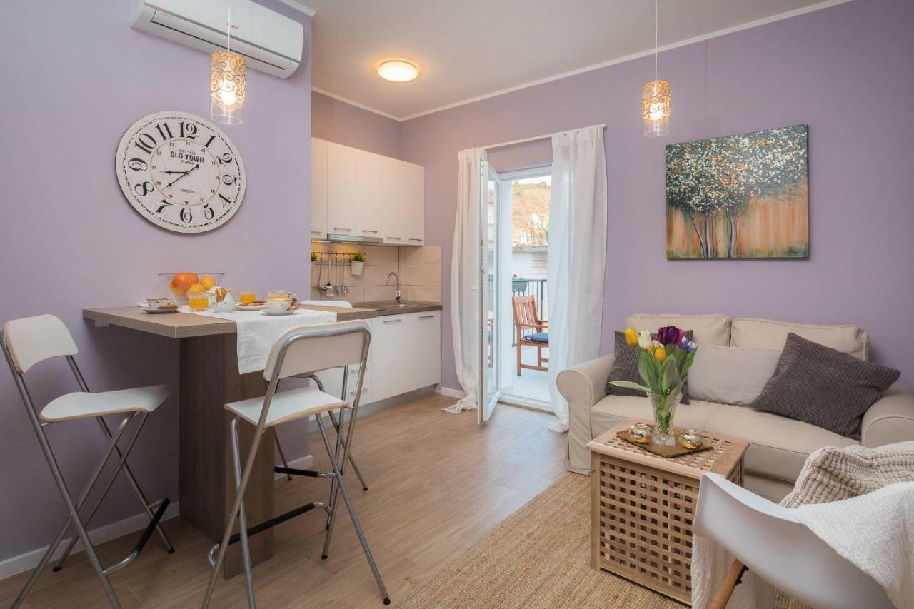 Zlatin Dvor - Apartments For 3, Terrace, Trogir Center, Beach At 5-Min, Bike Friendly Εξωτερικό φωτογραφία
