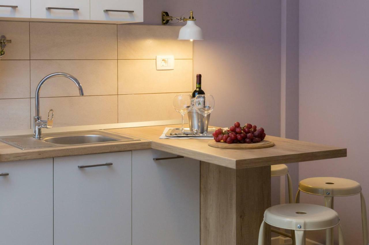 Zlatin Dvor - Apartments For 3, Terrace, Trogir Center, Beach At 5-Min, Bike Friendly Εξωτερικό φωτογραφία