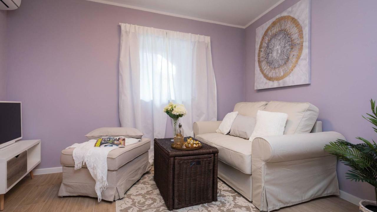 Zlatin Dvor - Apartments For 3, Terrace, Trogir Center, Beach At 5-Min, Bike Friendly Εξωτερικό φωτογραφία